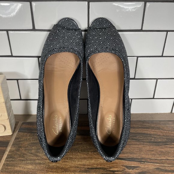 Clarks Vendra Daisy Womens Sz 7 Shoes Black Nubuck Peep Toe Wedge Pump Heels - Picture 6 of 12